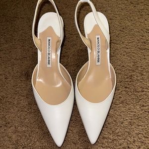 Manolo Blahnik Carolyne sling back